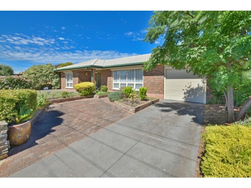 15 Applecross Avenue, Morphett Vale SA 5162