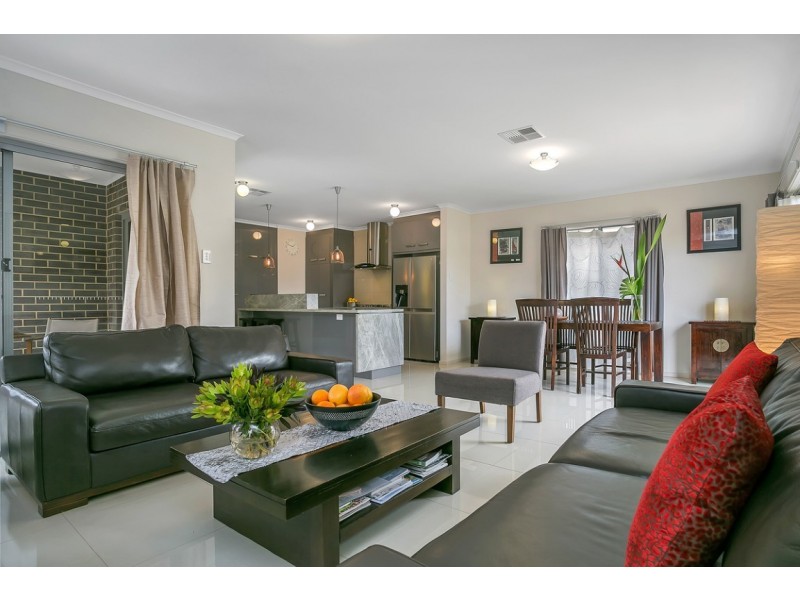 7 Apollo Street, Woodcroft SA 5162