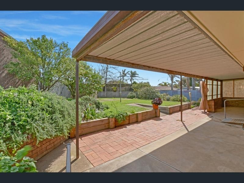 11 Wentworth Street, Moana SA 5169