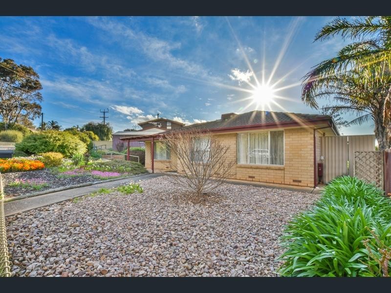 11 Wentworth Street, Moana SA 5169