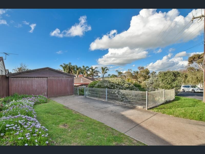 11 Wentworth Street, Moana SA 5169