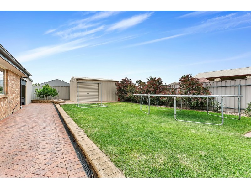 26 Simone Crescent, Morphett Vale SA 5162