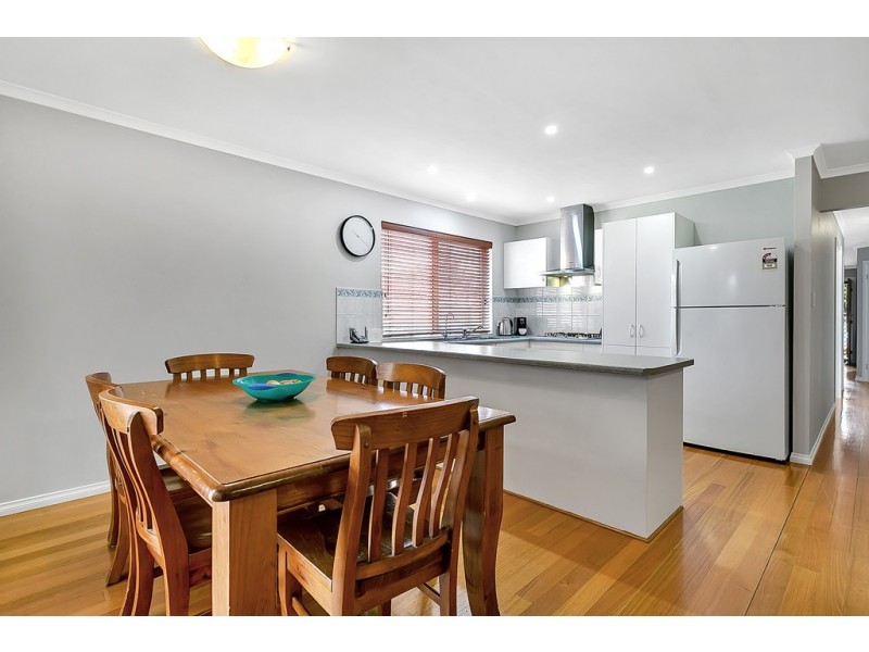 26 Simone Crescent, Morphett Vale SA 5162