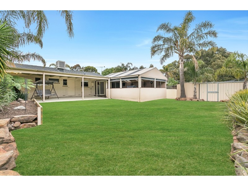 40 Southbound Avenue, Aberfoyle Park SA 5159