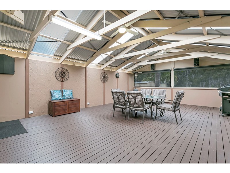 40 Southbound Avenue, Aberfoyle Park SA 5159