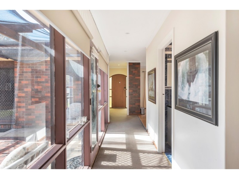 27 Nedland Crescent, Port Noarlunga South SA 5167