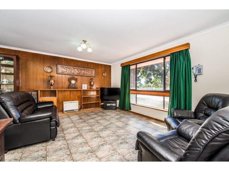 17 Ogwell Crescent, Reynella East SA 5161