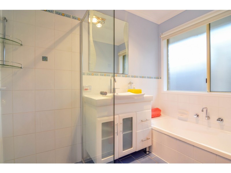 28 Epsilon Close, Woodcroft SA 5162