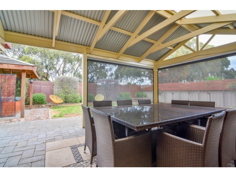 28 Epsilon Close, Woodcroft SA 5162