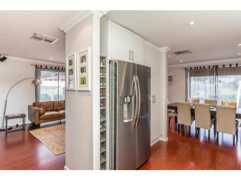 39 Larkdale Crescent, O’halloran Hill SA 5158