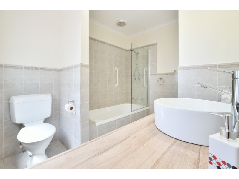 63 Riverview Drive, Port Noarlunga SA 5167