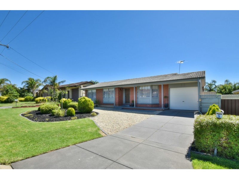 5 Burns Court, Morphett Vale SA 5162