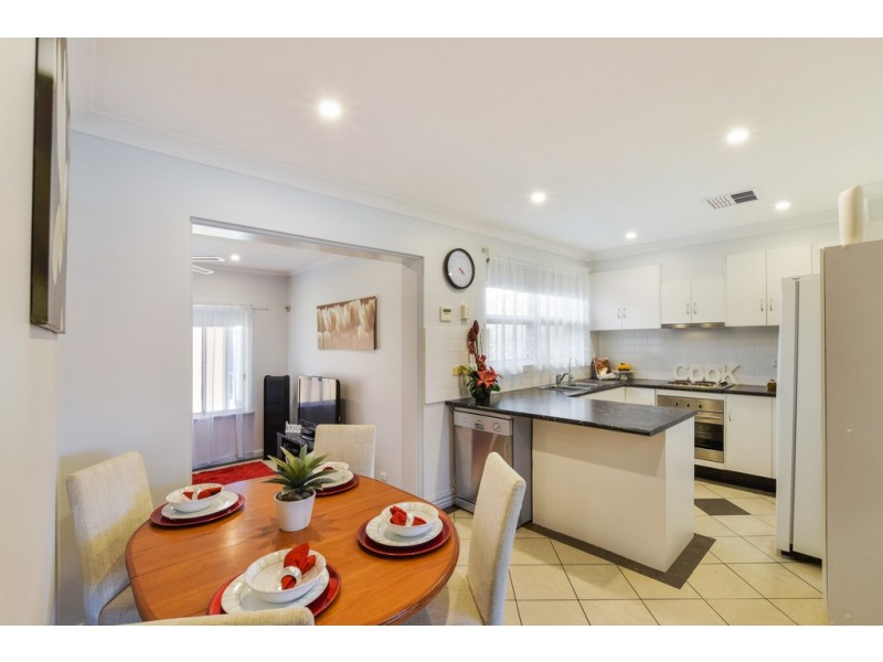 5 Burns Court, Morphett Vale SA 5162