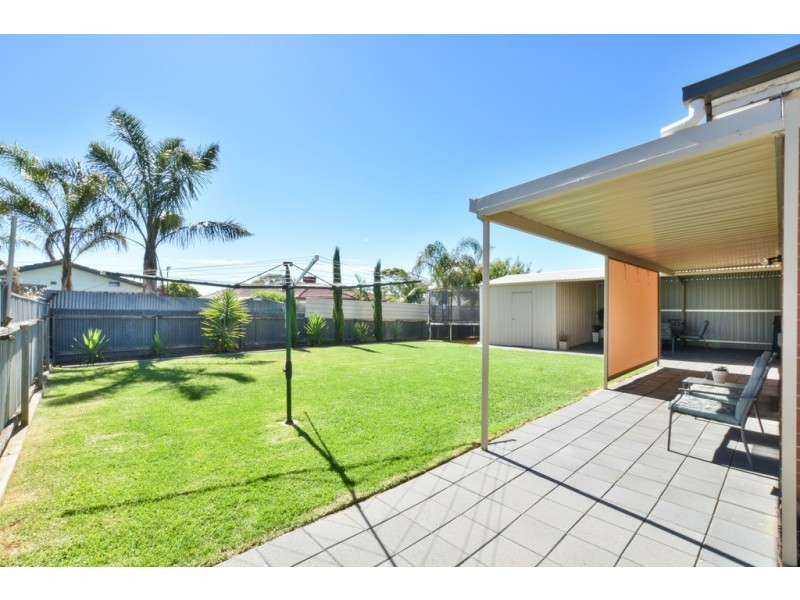 5 Burns Court, Morphett Vale SA 5162