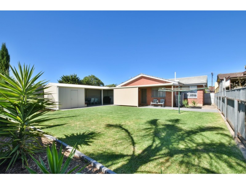 5 Burns Court, Morphett Vale SA 5162