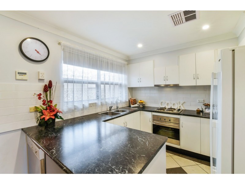 5 Burns Court, Morphett Vale SA 5162