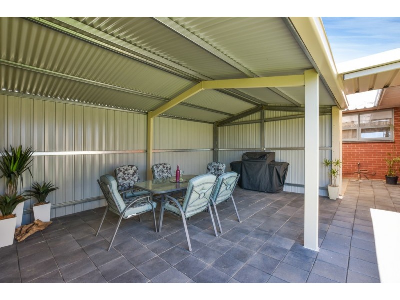 5 Burns Court, Morphett Vale SA 5162