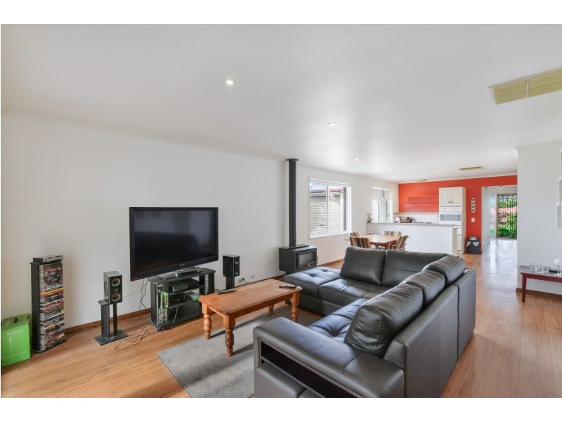 14 Excelsior Grove, Woodcroft SA 5162