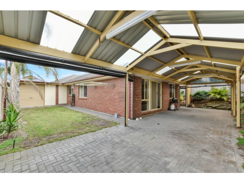 14 Excelsior Grove, Woodcroft SA 5162