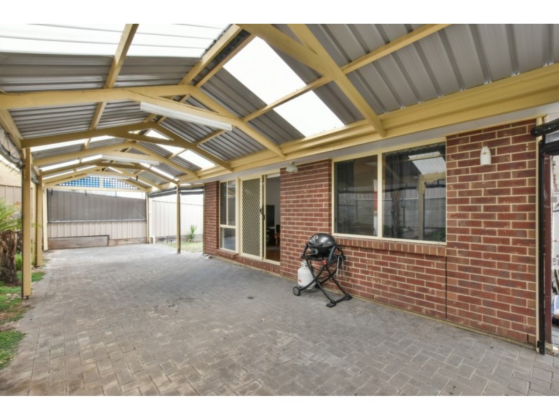 14 Excelsior Grove, Woodcroft SA 5162