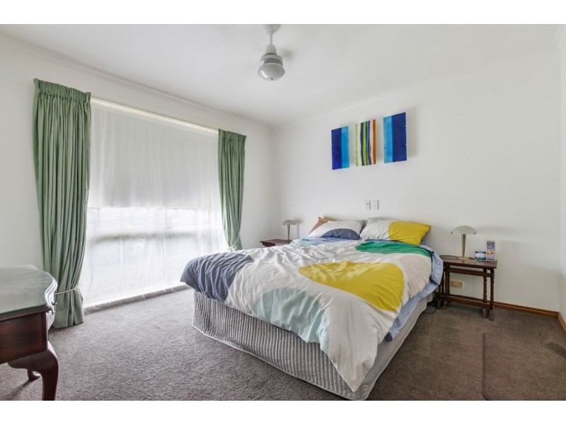 14 Excelsior Grove, Woodcroft SA 5162