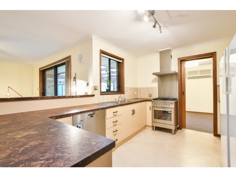 51 Sherebrooke Boulevard, Woodcroft SA 5162