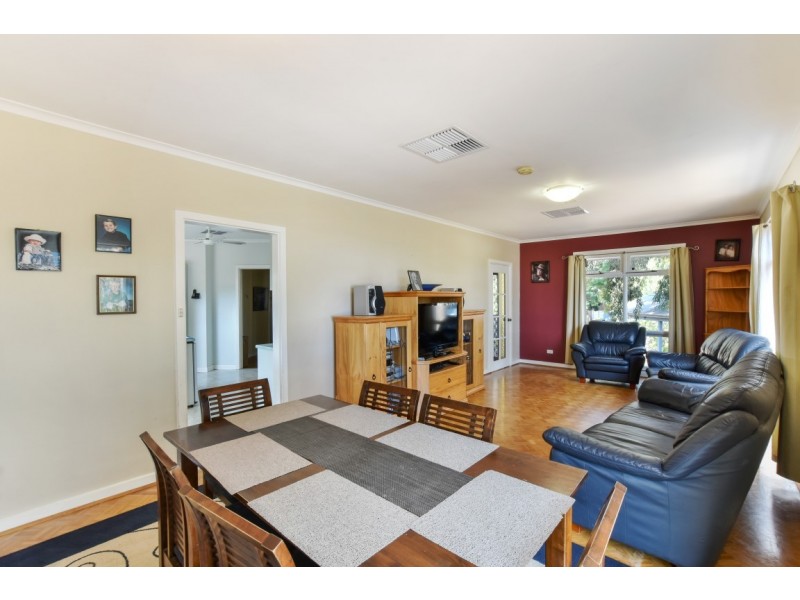 22 Montana Drive, Happy Valley SA 5159