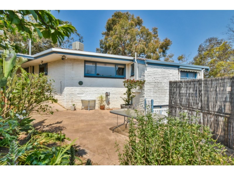 22 Montana Drive, Happy Valley SA 5159
