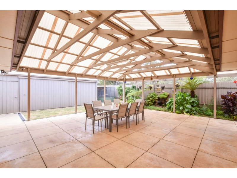 33 Derek Crescent, Morphett Vale SA 5162