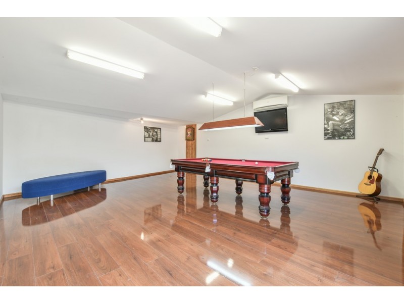 33 Derek Crescent, Morphett Vale SA 5162