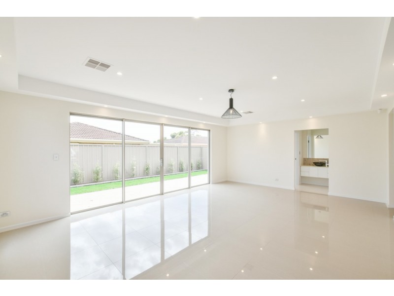 8A Wyatt Street, North Plympton SA 5037