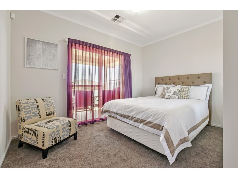 31 Burlington Road, Hallett Cove SA 5158