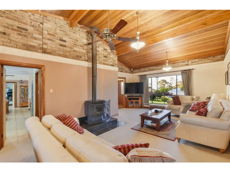 20 Charlson Rise, Happy Valley SA 5159