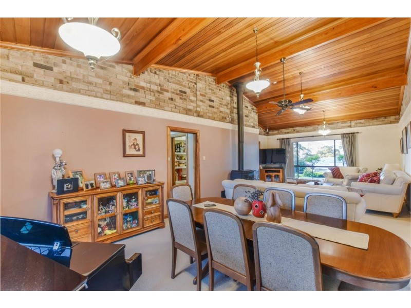 20 Charlson Rise, Happy Valley SA 5159
