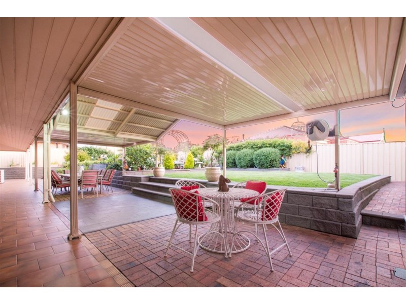 20 Charlson Rise, Happy Valley SA 5159