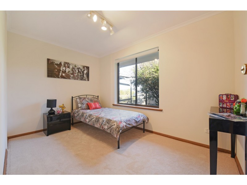 5a Latimer Crescent, Trott Park SA 5158