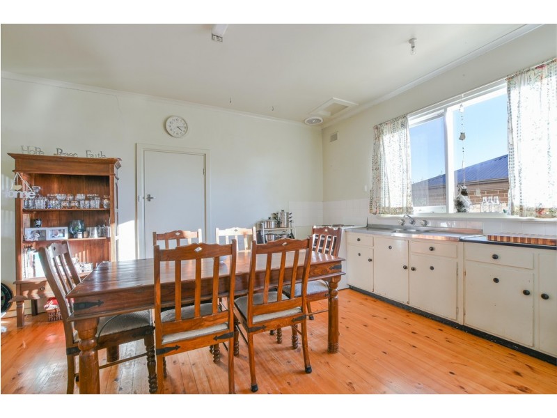 22 Claring Bould Road, Christies Beach SA 5165
