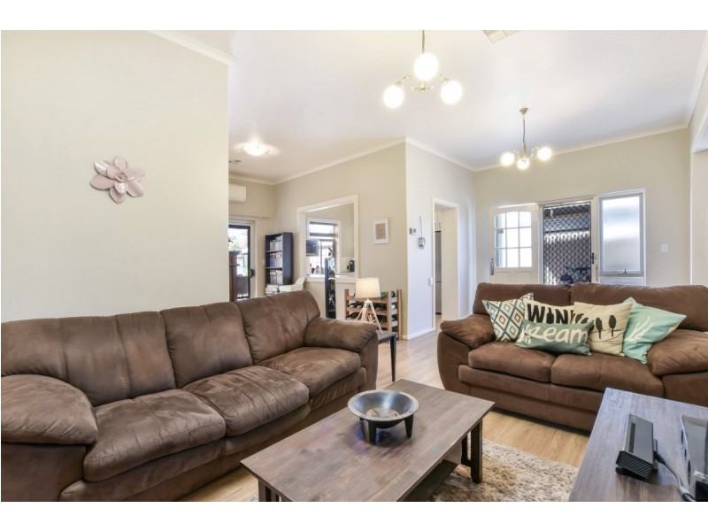 2/5 Eton Avenue, Warradale SA 5046