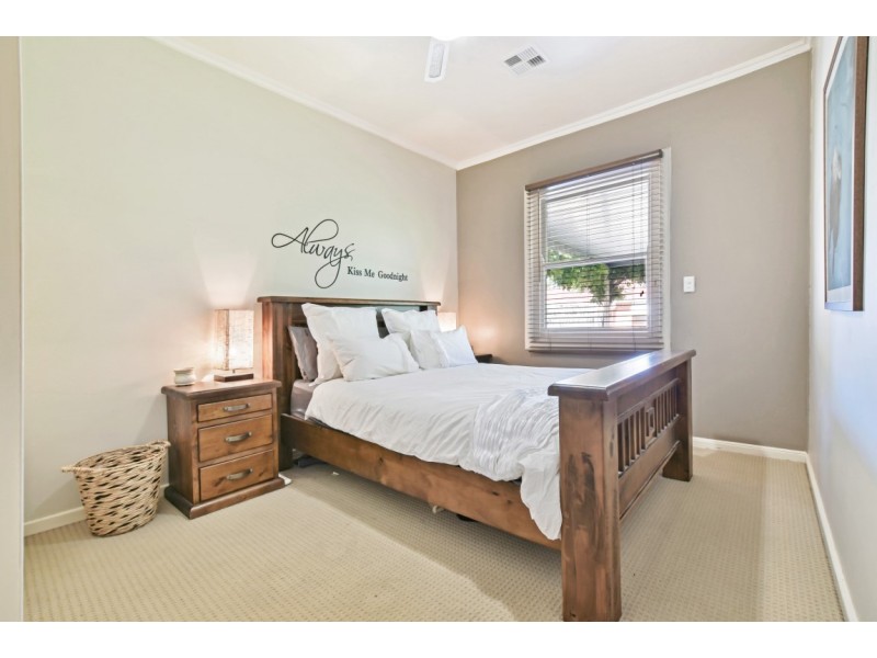 2/5 Eton Avenue, Warradale SA 5046