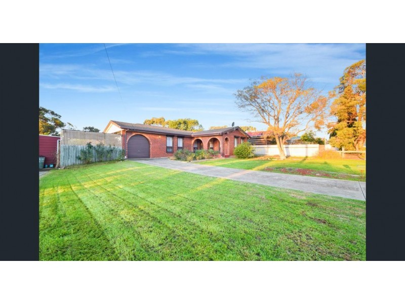 26 Haseldene Drive, Christie Downs SA 5164