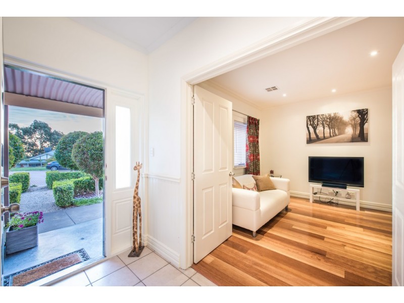 3 The Crest, Chandlers Hill SA 5159