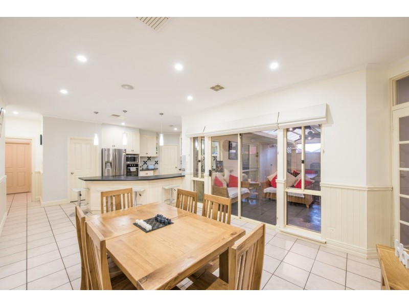 3 The Crest, Chandlers Hill SA 5159