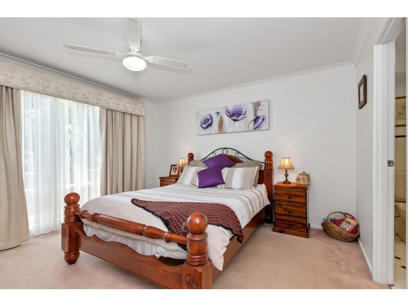 1 Shire Court, Woodcroft SA 5162