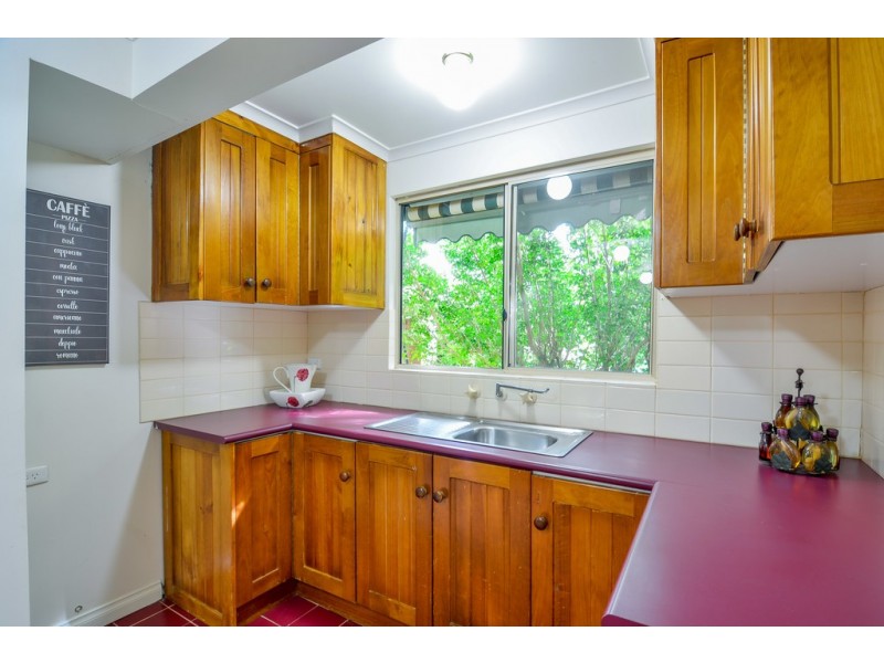 1 Shire Court, Woodcroft SA 5162