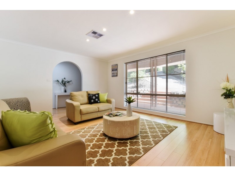 22 Evandale Circuit, Happy Valley SA 5159