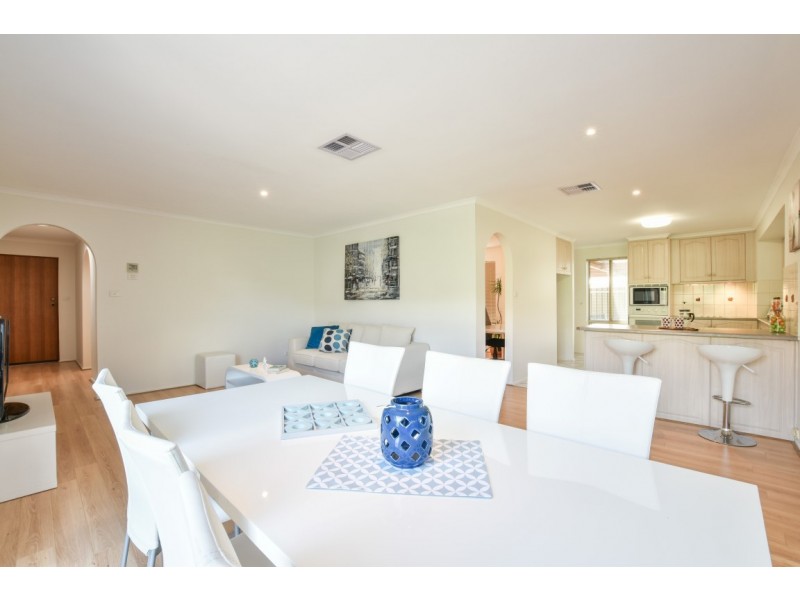 22 Evandale Circuit, Happy Valley SA 5159