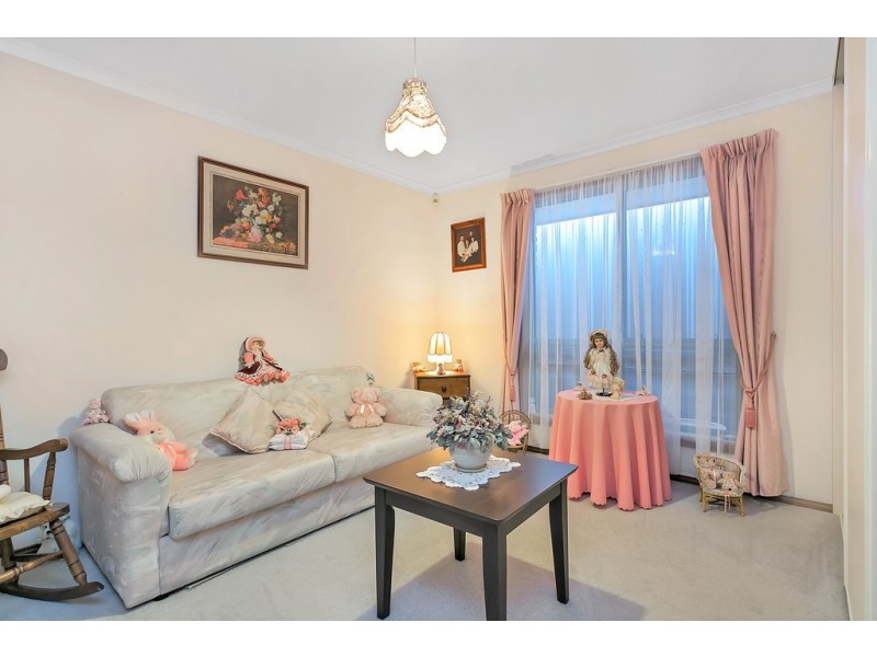 43 Dalkeith Road, Seaford Rise SA 5169