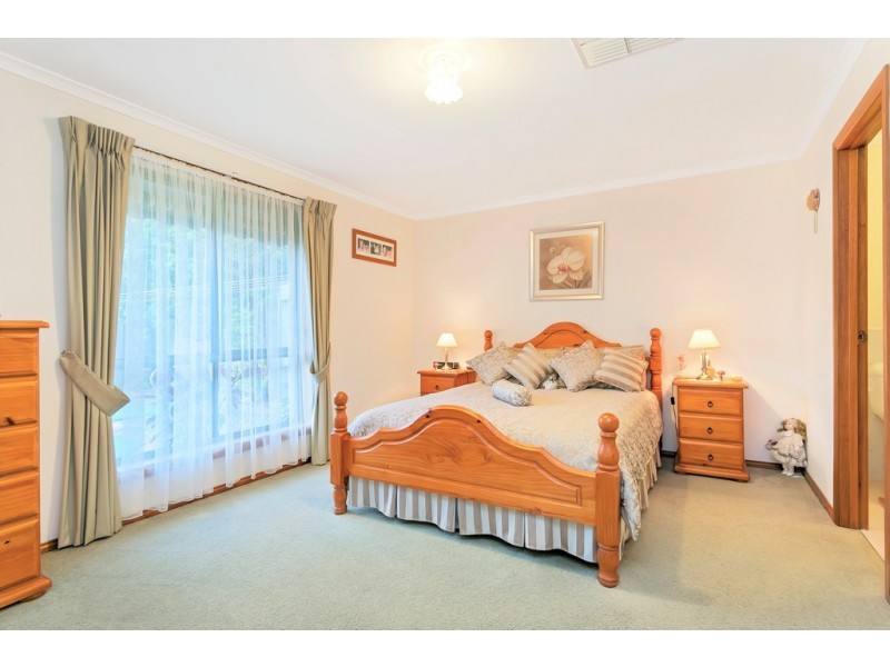 43 Dalkeith Road, Seaford Rise SA 5169