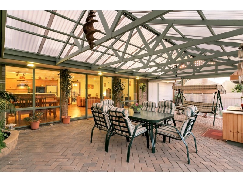 43 Dalkeith Road, Seaford Rise SA 5169