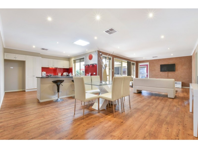 12 Sameden Drive, Noarlunga Downs SA 5168